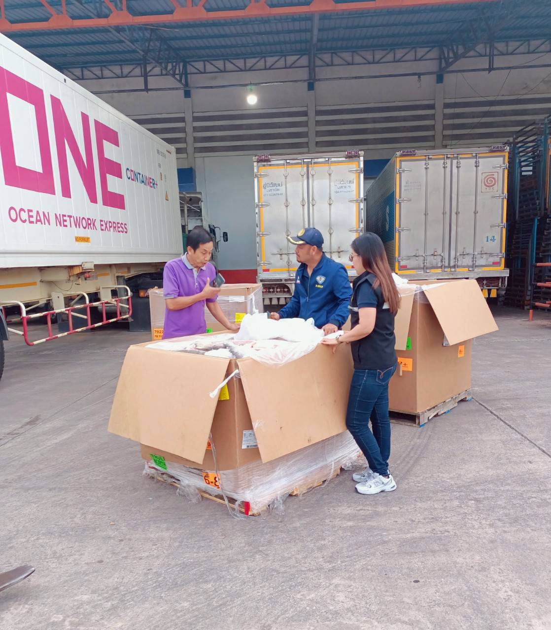 #ตรวจสอบสินค้าประมงนำเข้าทางตู้คอนเทนเนอร์ ณ สถานประกอบการปลายทาง