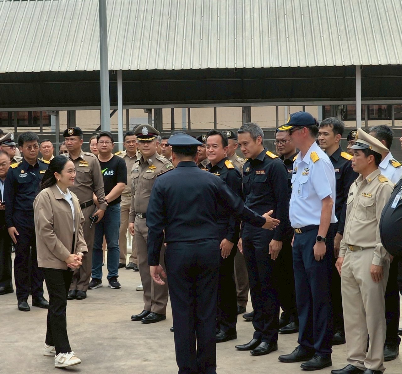 เข้าร่วมตอนรับ นายกรัฐมนตรีฯ ณ ด่านคลองลึก อำเภออรัญประเทศ จังหวัดสระแก้ว