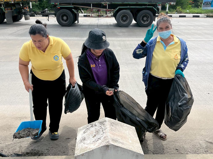ข้าราชการ ลูกจ้างประจำ พนักงานและเจ้าหน้าที่ของศพช.ฉะเชิงเทรา ร่วมกิจกรรมจิตอาสาบำเพ็ญสาธารณประโยชน์และบำเพ็ญสาธารณกุศลเฉลิมพระเกียรติสมเด็จพระนางเจ้าฯ พระบรมราชินี เนื่องในโอกาสวันเฉลิมพระชนมพรรษา ๓ มิถุนายน ๒๕๖๘ ในห้วงเดือนมิถุนายน ๒๕๖๘