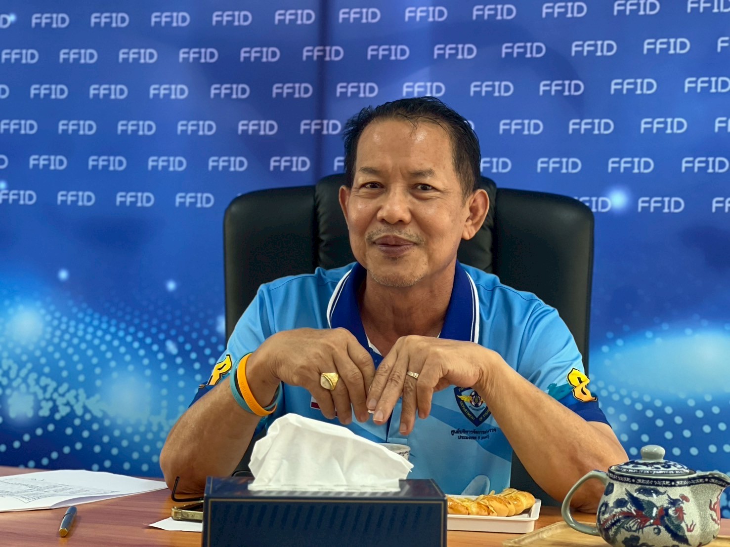 กรมประมงสกัดจับผู้ลักลอบนำเข้าปลากะพงขาวจำนวน 7,536 กิโลกรัม มูลค่ากว่า 6 แสนบาท ได้ที่ด่านสุไหงโกลก