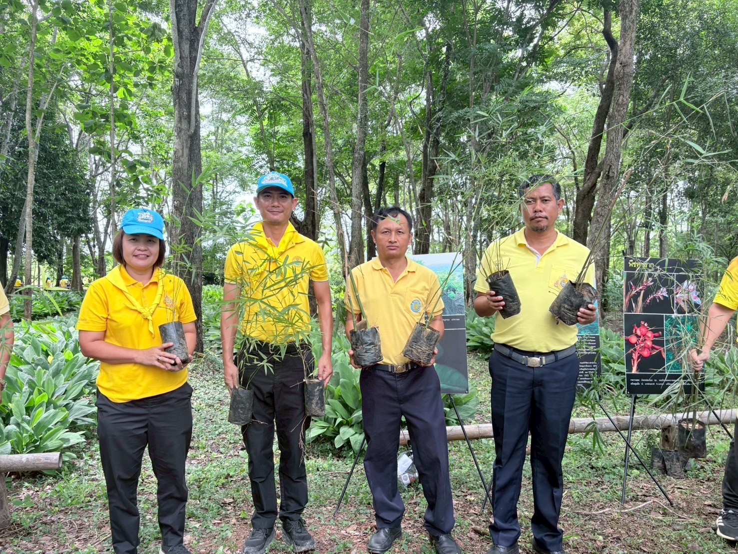 เข้าร่วมโครงการนำร่องปลูไผ่หนาม เพื่อเฉลิมพระเกียรติ สมเด็จพระนางเจ้าสุทิดา พัชรสุธพิมลลักษณ พระบรมราชินี เนื่องในวันพระราชสมภพ