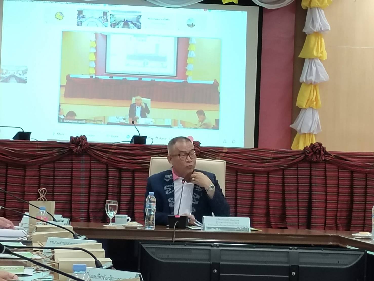 ประมงอุบลฯ ร่วมประชุมพิจารณาร่างแผนปฏิบัติราชการประจำปีของกลุ่มจังหวัดภาคตะวันออกเฉียงเหนือตอนล่าง 2 ประจำปีงบประมาณ 2570