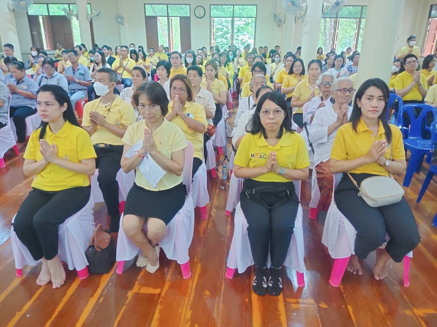 ร่วมพิธีเจริญพระพุทธมนต์ถวายพระพรชัยมงคลแด่ พระบาทสมเด็จพระเจ้าอยู่หัว และพระบรมวงศานุวงศ์ ประจำปีพุทธศักราช 2568..คลิก