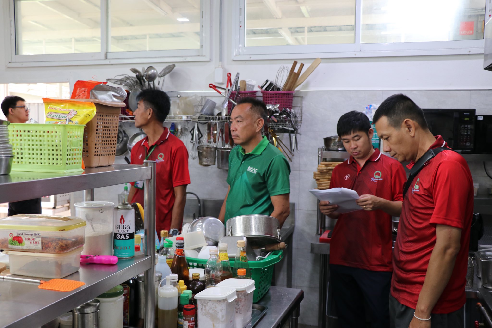 ตรวจประเมินและให้การรับรองร้านอาหารวัตถุดิบปลอดภัยเลือกใช้สินค้า Q และต่ออายุร้านอาหารวัตถุดิบปลอดภัยเลือกใช้สินค้า Q (Q Restaurant)