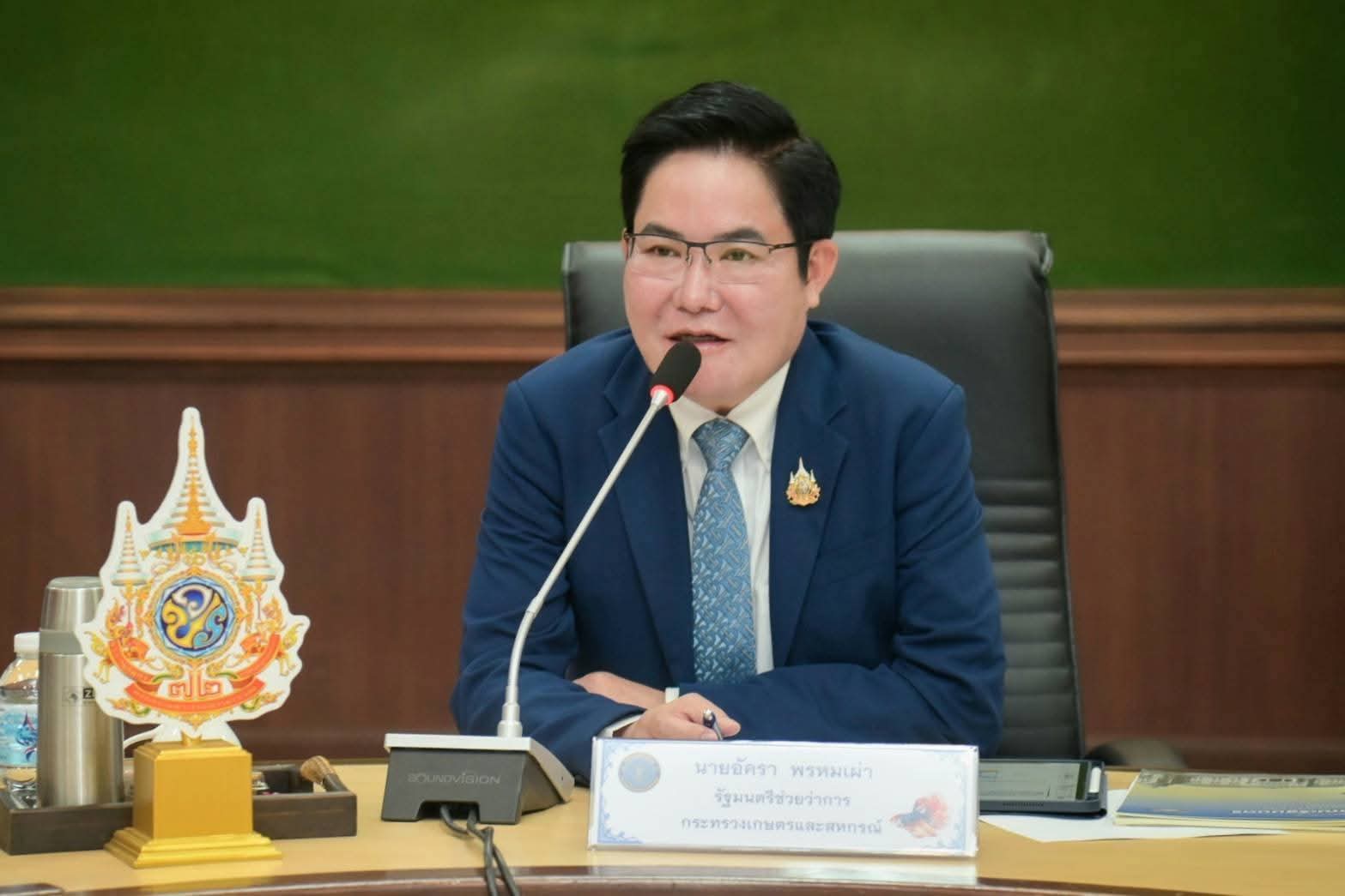 กรมประมงสกัดจับผู้ลักลอบนำเข้าปลากะพงขาว  จำนวน 7,536 กิโลกรัม มูลค่ากว่า 6 แสนบาท ได้ที่ด่านสุไหงโกลก..คลิก