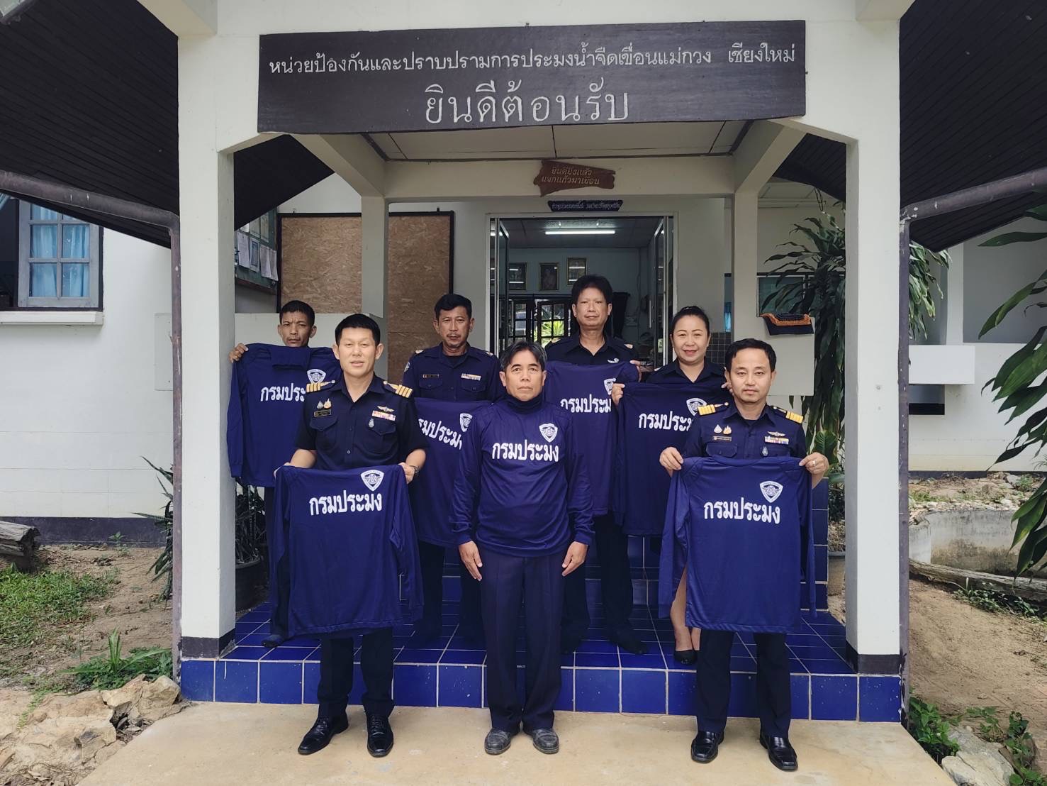 กิจกรรมหน้าเสาธง และจัดประชุมถ่ายทอดนโยบายผู้บริหาร