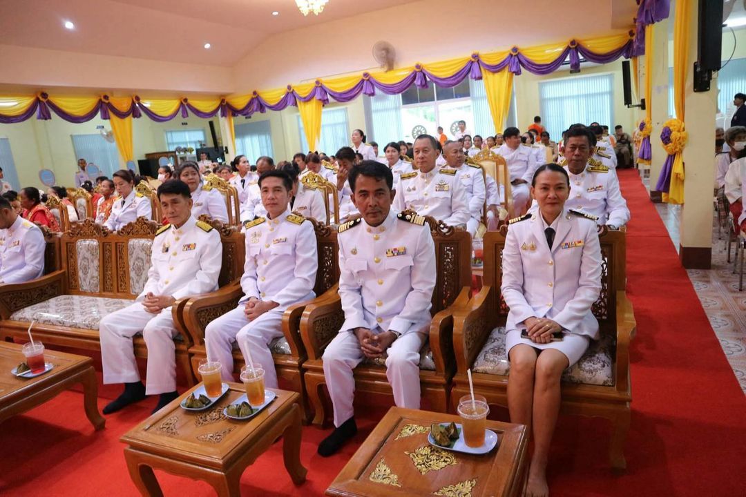 ประมงอำเภอลาดยาว ร่วมพิธีแห่เทียนพรรษาพระราชทานและพัดรอง จาก ทูลกระหม่อมหญิงอุบลรัตนราชกัญญา สิริวัฒนาพรรณวดี ประจำปี 2568..คลิก