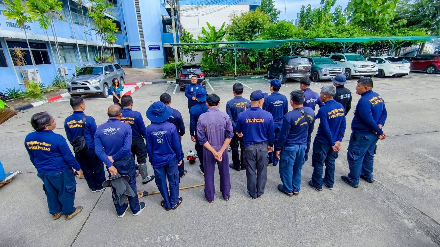 ร่วมกันพัฒนาปรับปรุงภูมิทัศน์ในสถานที่ทำงานให้มีความสะอาด เหมาะสม ปลอดภัย เป็นระเบียบเรียบร้อย น่าอยู่..คลิก