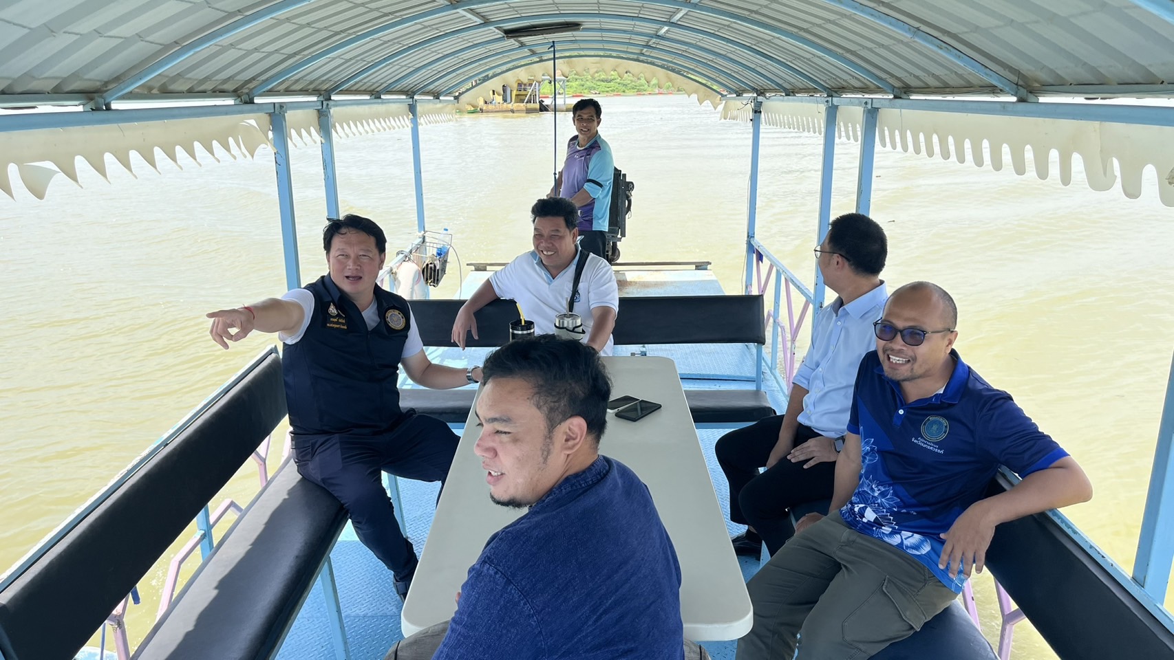 คณะกรรมการตรวจการบูรณะแหล่งน้ำธรรมชาติบึงบอระเพ็ด ประจำปีงบประมาณ พ.ศ.2568 ตรวจรับการปฏิบัติงานขุดลอกตะกินดิน และงานกำจัดวัชพืช ประจำเดือนพฤษภาคม 2568