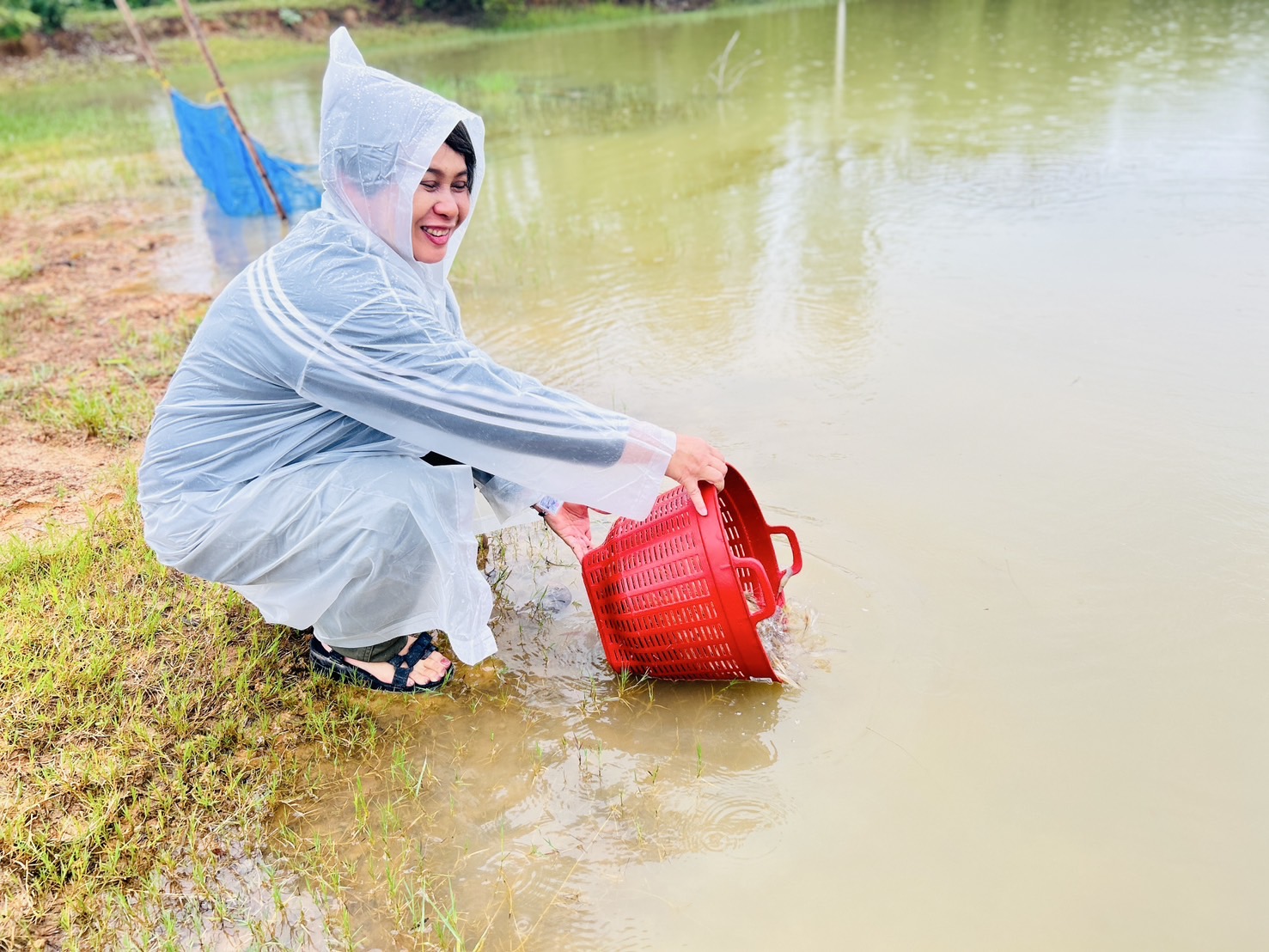 ปล่อยพันธุ์สัตว์น้ำ(กุ้งก้ามกราม) ในโครงการบริหารจัดการทรัพยากรประมงกิจกรรมบริหารจัดการทรัพยากรประมงน้ำจืดการเพิ่มผลผลิตสัตว์น้ำในแหล่งน้ำชุมชน เพื่อเพิ่มรายได้และลดค่าครองชีพของประชาชนประจำปีงบประมาณ 2568 รวมทั้งสิ้น 6 แหล่งน้ำ..คลิก