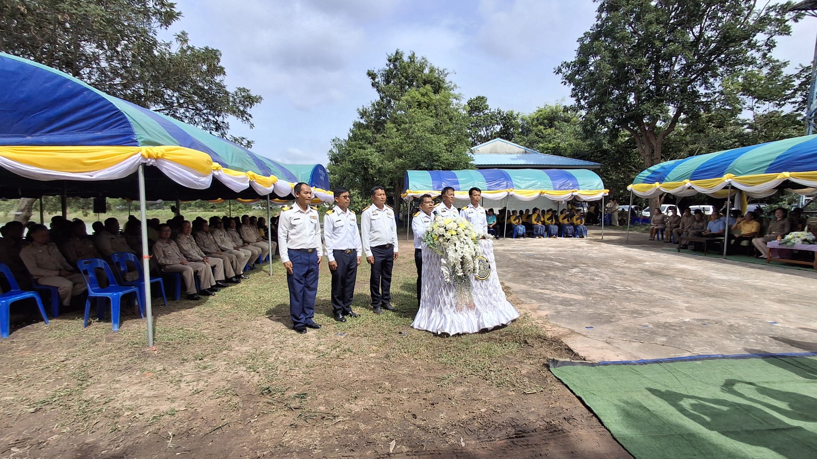 พิธีปล่อยพันธุ์สัตว์น้ำเฉลิมพระเกียรติ เนื่องในโอกาสวันเฉลิมพระชนมพรรษา พระบาทสมเด็จพระวชิรเกล้าเจ้าอยู่หัว 