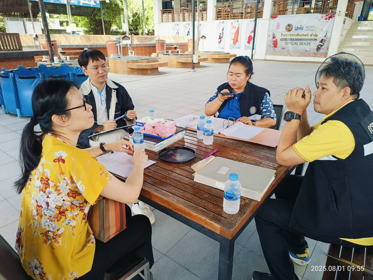 สำนักงานประมงพื้นที่กรุงเทพมหานคร โดยกลุ่มบริหารจัดการด้านการประมง พร้อมด้วยเจ้าหน้าที่กลุ่มวิจัยสัตว์น้ำสวยงามและพรรณไม้น้ำ กองวิจัยและพัฒนาการเพาะเลี้ยงสัตว์น้ำจืด และกองวิจัยและพัฒนาสุขภาพสัตว์น้ำ กลุ่มวิจัยและพัฒนาการควบคุมโรคในสัตว์น้ำ กรมประมง