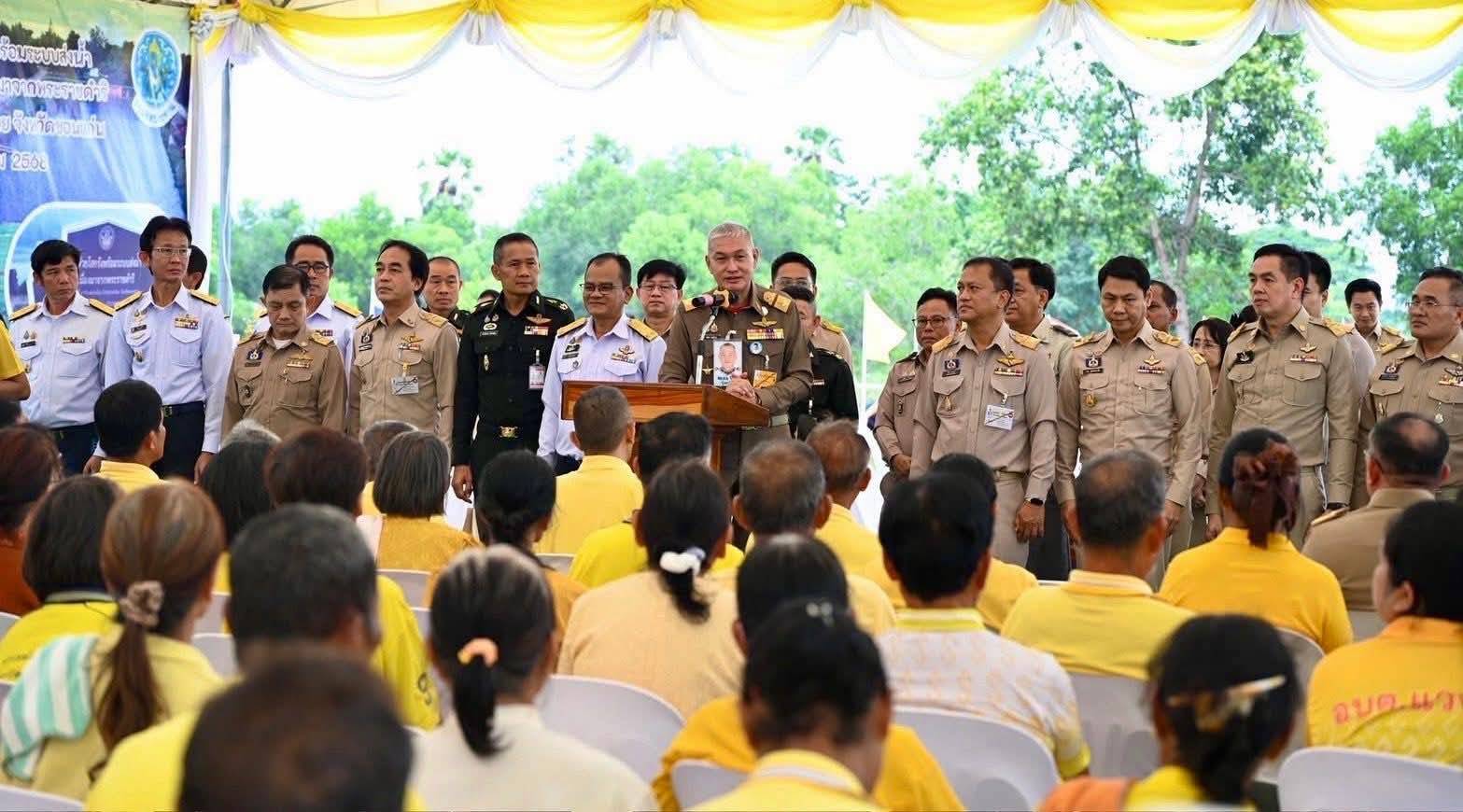การลงพื้นที่ในการต้อนรับ พลอากาศเอกจอม รุ่งสว่าง องคมนตรีและคณะอนุกรรมการติดตามและขับเคลื่อนโครงการอันเนื่องมาจากพระราชดำริ ฯ พร้อมด้วย นายมานพ หนูสอน รองอธิบดีกรมประมง ในการติดตามและขับเคลื่อนการดำเนินงานโครงการอันเนื่องมาจากพระราชดำริในพื้นที่จังหวัดขอนแก่น ณ โครงการฝายห้วยโสกรังพร้อมระบบส่งน้ำอันเนื่องมาจากพระราชดำริ