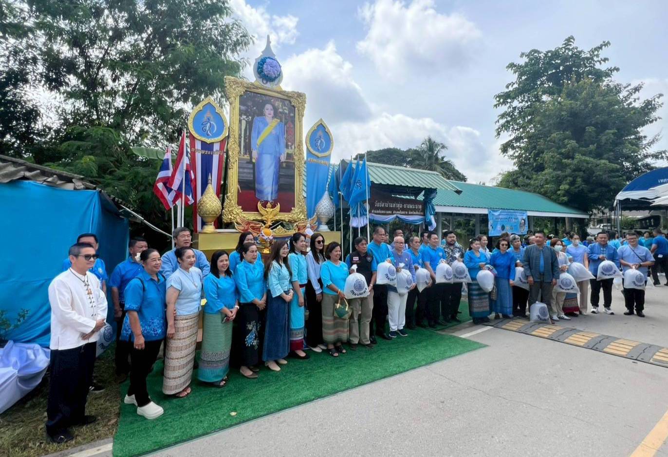 เข้าร่วมกิจกรรมเฉลิมพระเกียรติสมเด็จพระนางเจ้าสิริกิติ์ พระบรมราชินีนาถ พระบรมราชชนนีพันปีหลวง