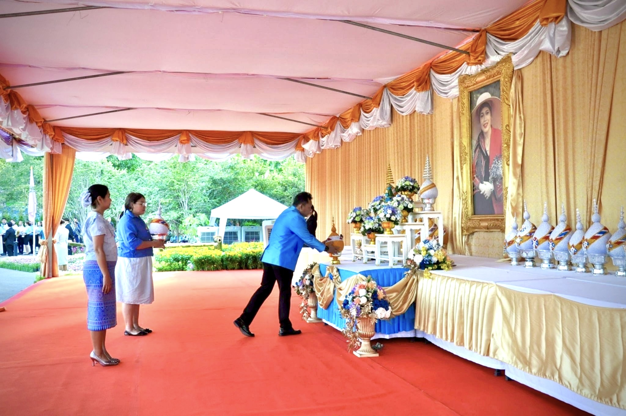กรมประมง ร่วมพิธีถวายพานพุ่มหน้าพระฉายาลักษณ์ และจุดเทียนถวายพระพรชัยมงคล เนื่องในโอกาสวันเฉลิมพระชนมพรรษา สมเด็จพระนางเจ้าสิริกิติ์ พระบรมราชินีนาถ พระบรมราชชนนีพันปีหลวง 12 สิงหาคม 2568..คลิก