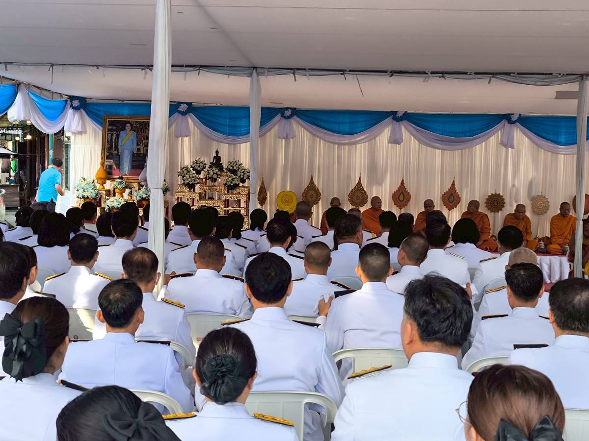 ในวันที่12 สิงหาคม 2568 นายสุชาติ  ผึ่งฉิมพลี ผู้อำนวยการศูนย์วิจัยและพัฒนาการเพาะเลี้ยงสัตว์น้ำจืดอุทัยธานี เข้าร่วมกิจกรรมเฉลิมพระเกียรติสมเด็จพระนางเจ้าสิริกิติ์ พระบรมราชินีนาถ พระบรมราชชนนีพันปีหลวง ดังนี้ พิธีเจริญพระพุทธมนต์และทำบุญตักบาตรถวายพระราชกุศล พิธีปล่อยพันธุ์สัตว์น้ำ พิธีถวายเครื่องราชสักกระและวางพานพุ่ม และพิธีจุดเทียนถวายพระพรชัยมงคล โดยมีผู้ว่าราชการจังหวัดอุทัยธานี (นายธีรพัฒน์  คัชมาตย์) เป็นประธานในพิธีดังกล่าว 