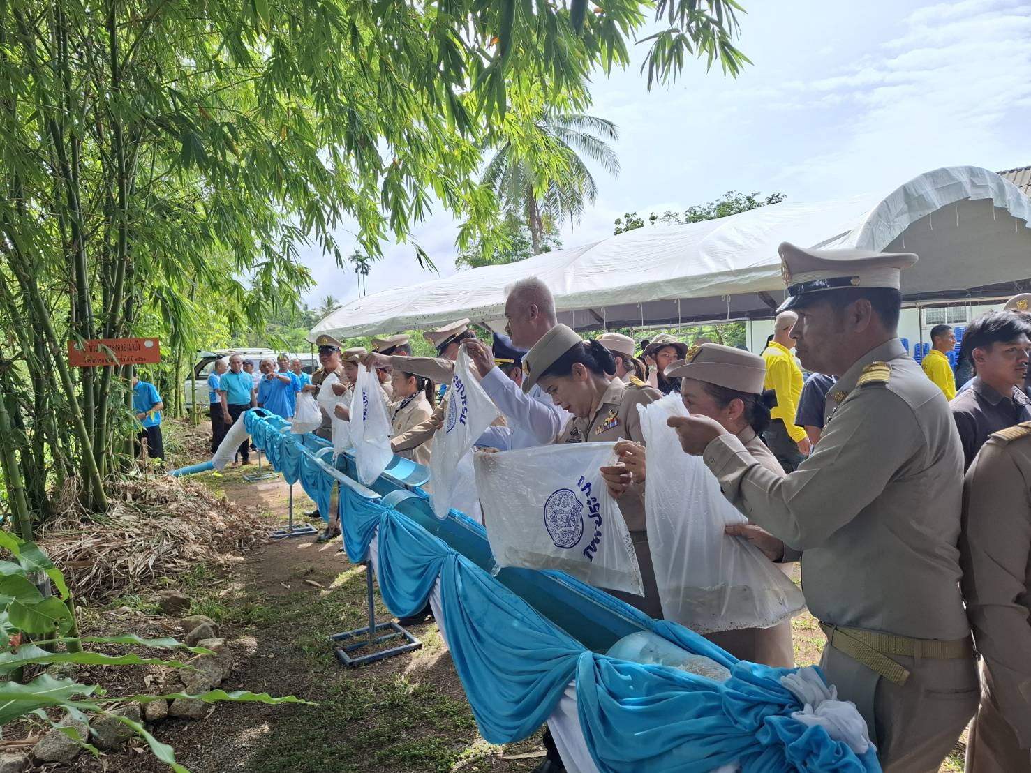 เข้าร่วมพิธีปล่อยพันธุ์สัตว์น้ำเพื่อถวายเป็นพระราชกุศล เนื่องในโอกาสวันเฉลิมพระชนมพรรษาสมเด็จพระนางเจ้าสิริกิติ์พระบรมราชินีนาถพระบรมราชชนนีพันปีหลวง 12 สิงหาคม 2568..คลิก