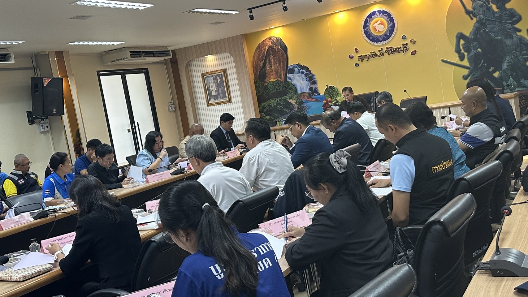  เข้าร่วมประชุมคณะกรรมการประมงประจำจังหวัดจันทบุรี