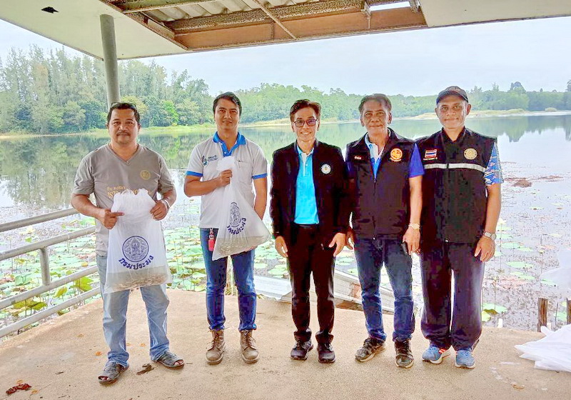ร่วมปล่อยพันธุ์ปลากินพืช ลงสู่อ่างเก็บน้ำบ้านเสม็ดจวน จังหวัดนครศรีธรรมราช