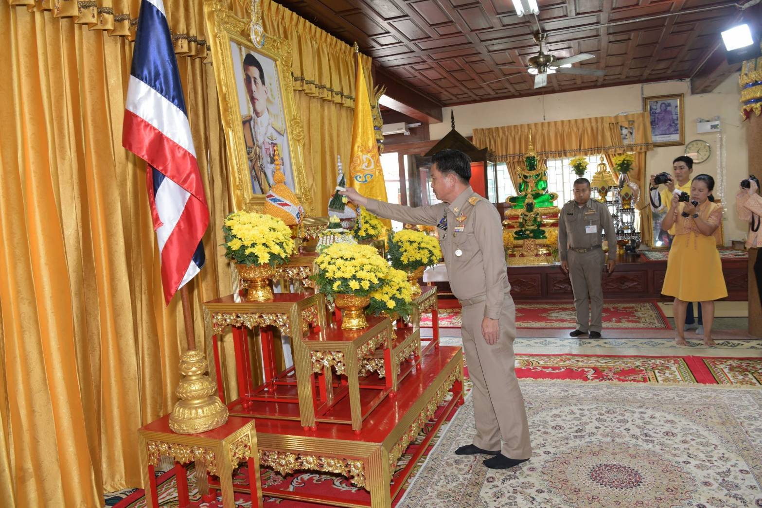 พิธีเจริญพระพุทธมนต์ถวายพระพรชัยมงคลแด่ พระบาทสมเด็จพระเจ้าอยู่หัว และพระบรมวงศานุวงศ์ ประจำปีพุทธศักราช 2568 (ครั้งที่ 8)..คลิก
