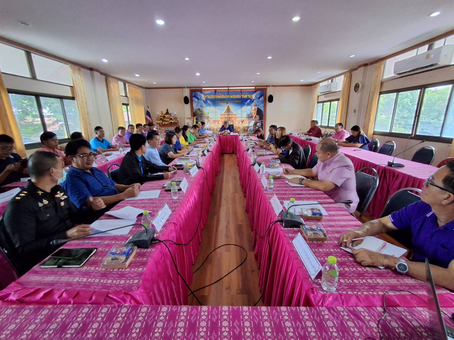 ร่วมประชุมหัวหน้าส่วนราชการ หัวหน้าหน่วยงานรัฐวิสาหกิจ นายกฯเทศมนตรี นายกองค์การบริหารส่วนตำบล กำนัน อำเภอเมืองหนองบัวลำภู ครั้งที่ 9/2568..คลิก