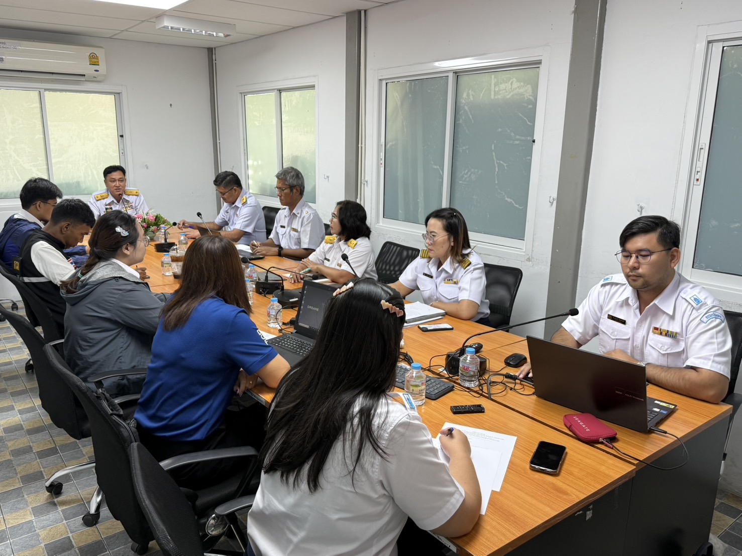 ประชุมพิจารณาแนวทางการดำเนินงานของกองตรวจสอบเรือประมง สินค้าสัตว์น้ำ และปัจจัยการผลิต