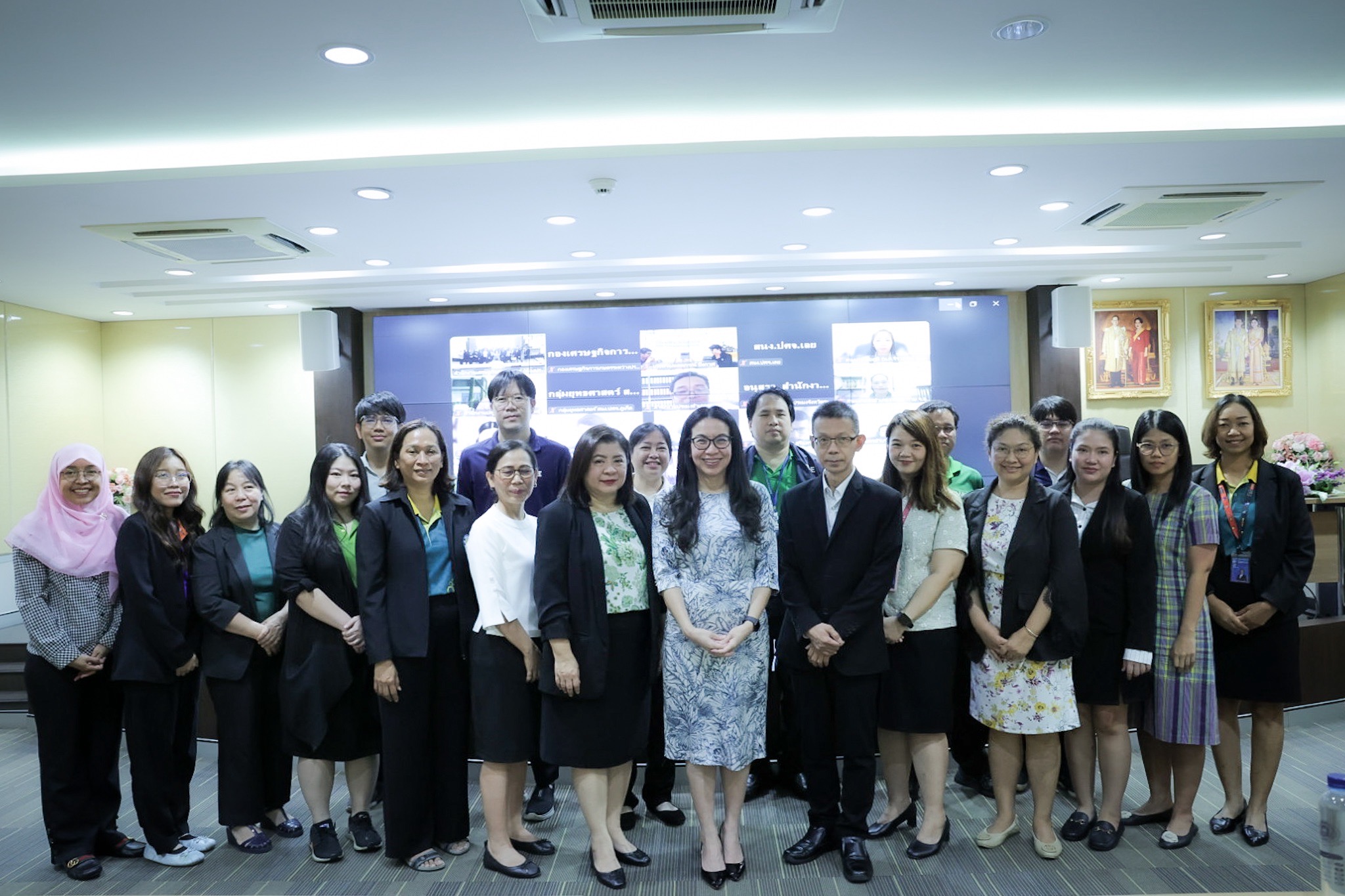 ประชุมชี้แจงการจัดทำปฏิทินผลผลิตสินค้าเกษตรรายเดือนระดับจังหวัดเพื่อการบริหารจัดการความมั่นคงอาหารและโภชนาการ ประจำปี 2568