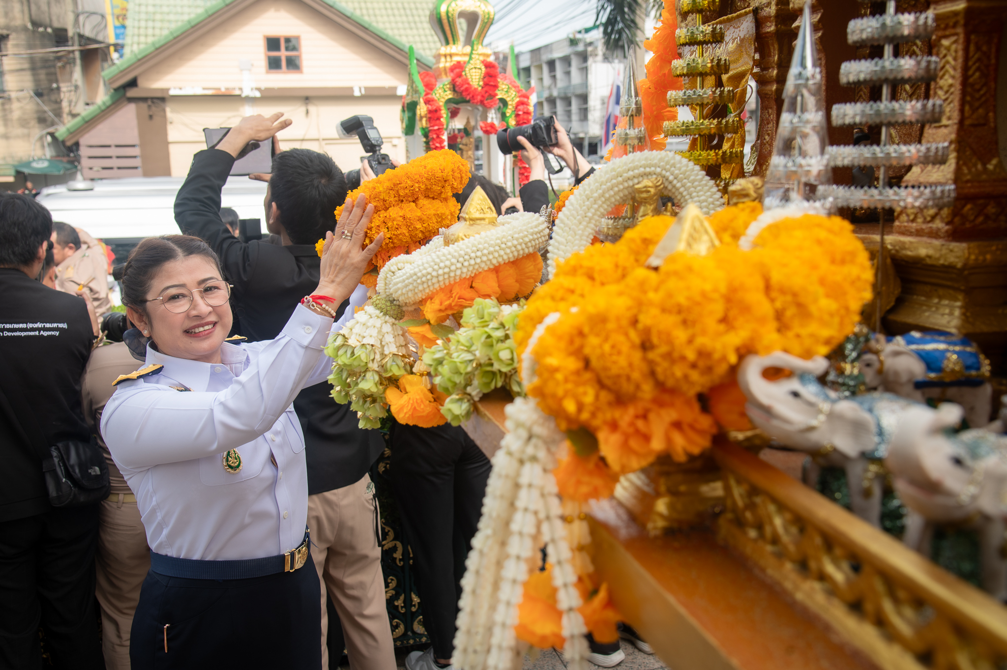 รองอธิบดีกรมประมง ร่วมพิธีสักการะสิ่งศักดิ์สิทธิ์ประจำกระทรวงเกษตรและสหกรณ์