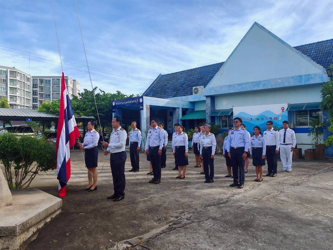 ร่วมกิจกรรมเชิญธงชาติไทย และร้องเพลงชาติไทยเนื่องในวันพระราชทานธงชาติไทย 28 กันยายน 2568..คลิก
