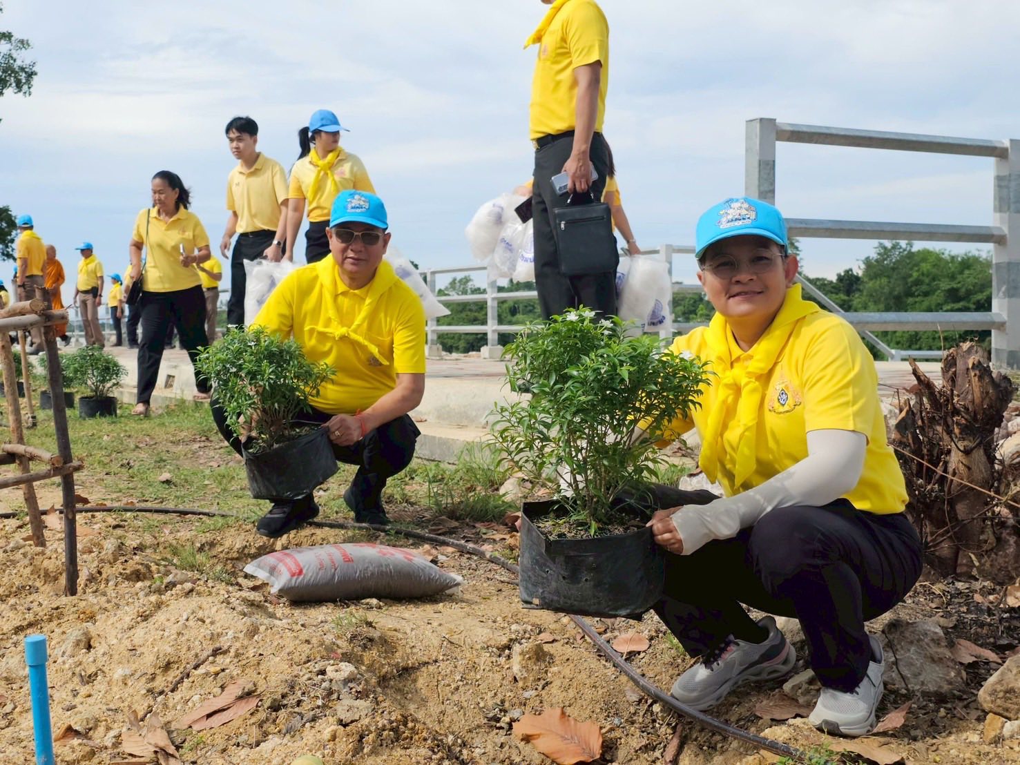  เข้าร่วมพิธีปล่อยพันธุ์สัตว์น้ำและกิจกรรมจิตอาสาเนื่องในวันคล้ายวันสวรรคตพระบาทสมเด็จพระบรมชนกาธิเบศ มหาภูมิพลอดุลยเดชมหาราช บรมนาถบพิตร