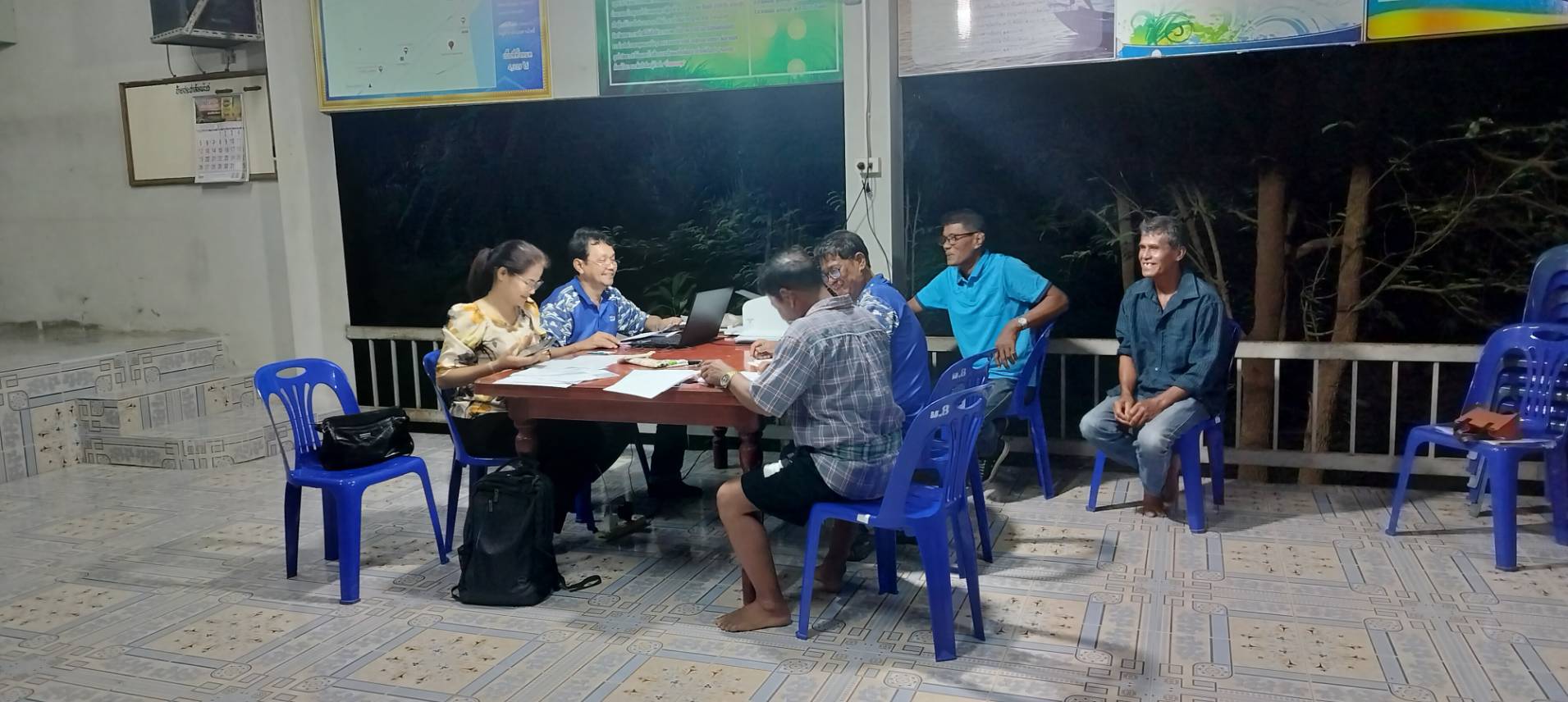 ประมงอำเภอเขาชัยสน พร้อมด้วย ประมงอำเภอควนขนุน    ประมงอำเภอบางแก้ว ประมงอำเภอป่าบอน และ  ประมงอำเภอตะโหมด รับขึ้นทะเบียนผู้ทำการประมง (ทบ.3)  พื้นที่หมู่ที่ 6, 8 ตำบลหานโพธิ์ อำเภอเขาชัยสน