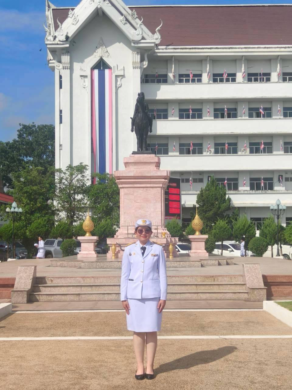 ร่วมพิธีวางพวงมาลา เนื่องในวันนวมินทรมหาราช ประจำปี 2568 