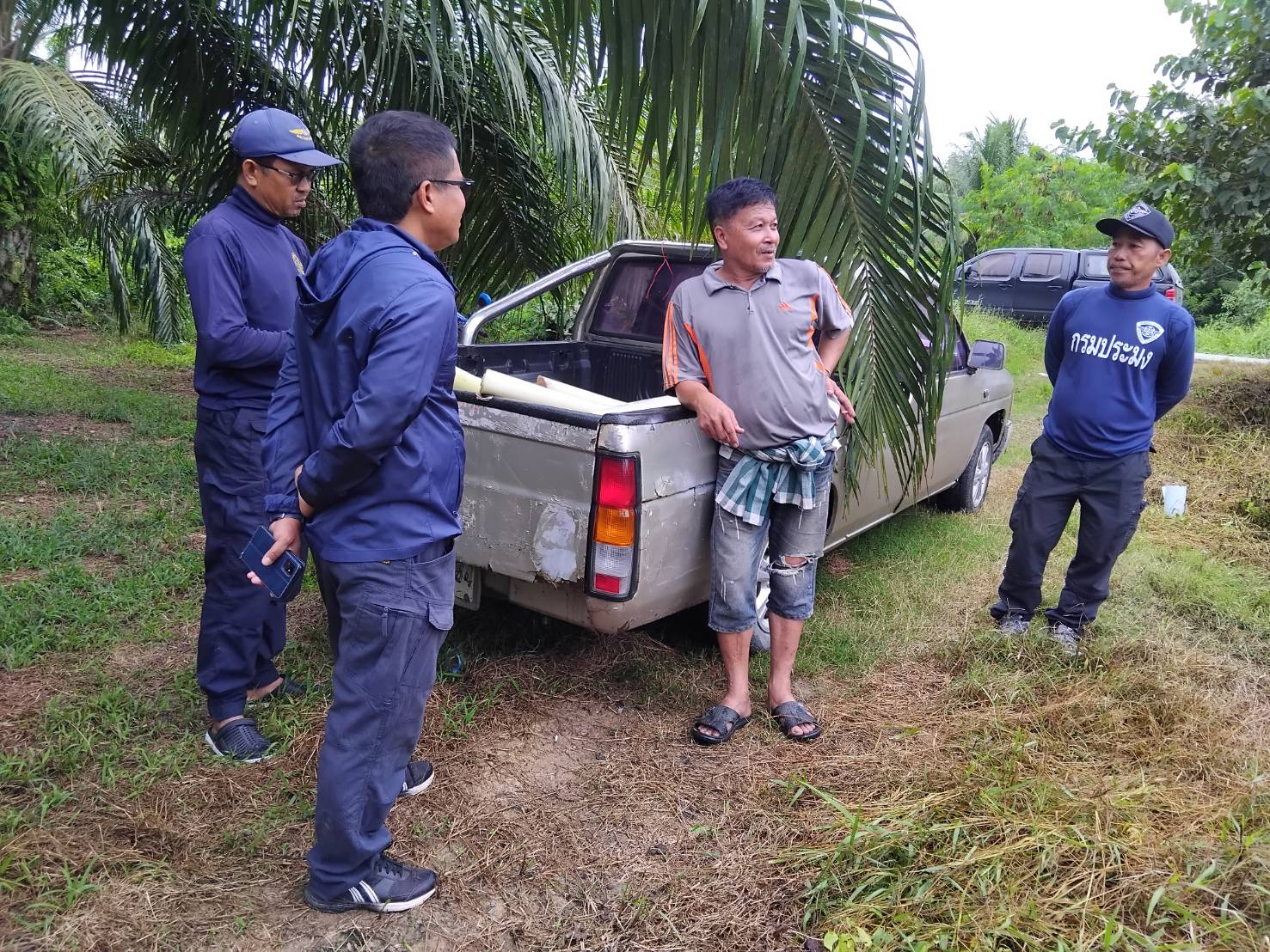 กลุ่มบริหารจัดการด้านการประมง ร่วมกับ หน่วยป้องกันและ ปราบปรามประมงน้ำจืดพัทลุง ตรวจสอบการติดตั้งเครื่องมือกางกั้น ทางเดินสัตว์น้ำ ประเภทโต่งเต้น บริเวณคลองแม่ไสย่านหนัด หมู่ที่ 2 ตำบลแหลมโตนด อำเภอควนขนุน จังหวัดพัทลุง ตรวจสอบการติดตั้งเครื่องมือที่เป็นตาข่ายกางกั้นทางเดินสัตว์น้ำ บริเวณคลองนางเรียม ตำบลพนางตุง อำเภอควนขนุน จังหวัดพัทลุง และการจัดเตรียมสถานที่จัดกิจกรรม ปล่อยพันธุ์สัตว์น้ำ โครงการเพิ่มผลผลิตสัตว์น้ำในชุมชน..คลิก