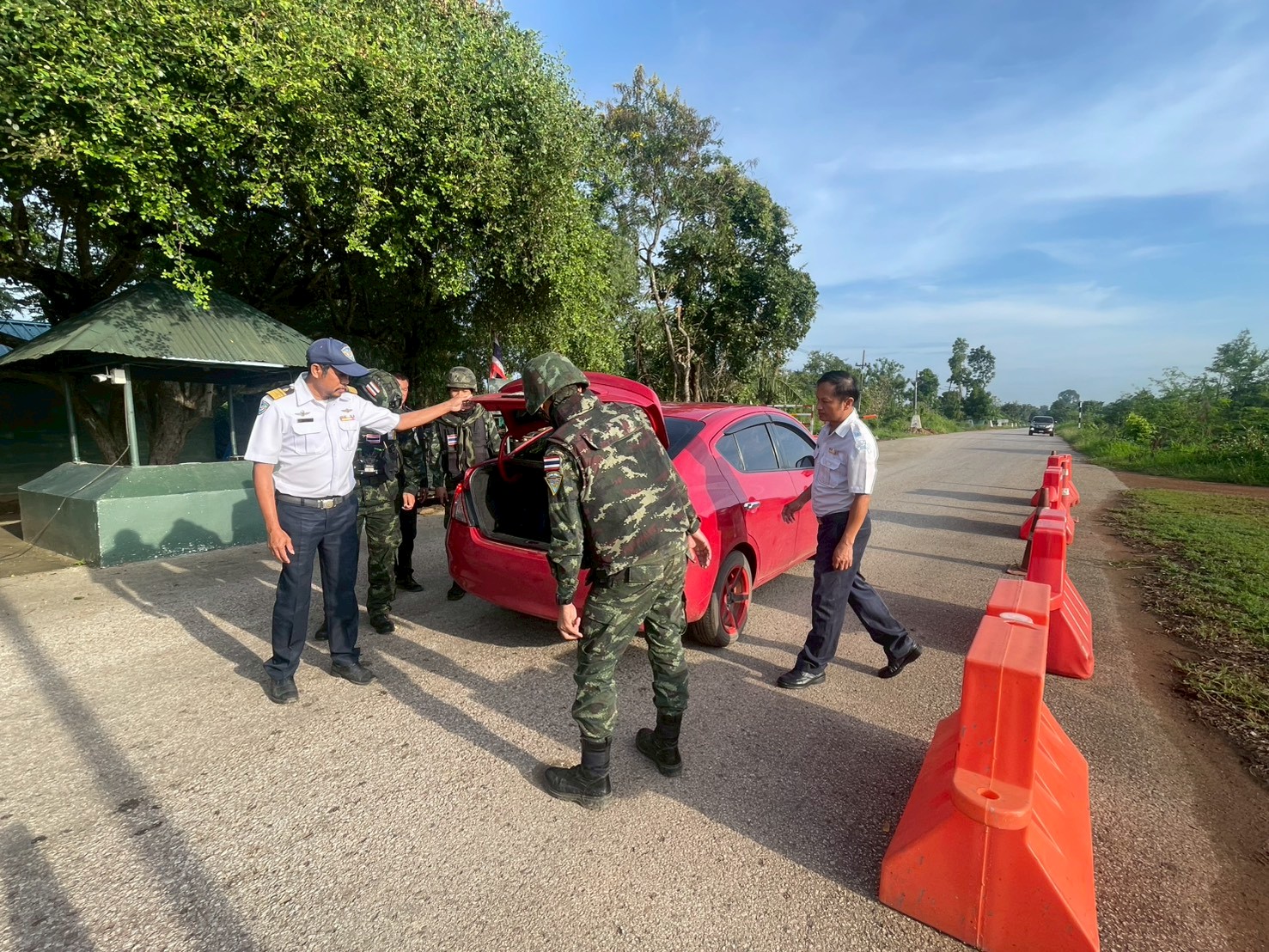  ตรวจบูรณาการ ทางจุดตรวจบ้านทับพริก