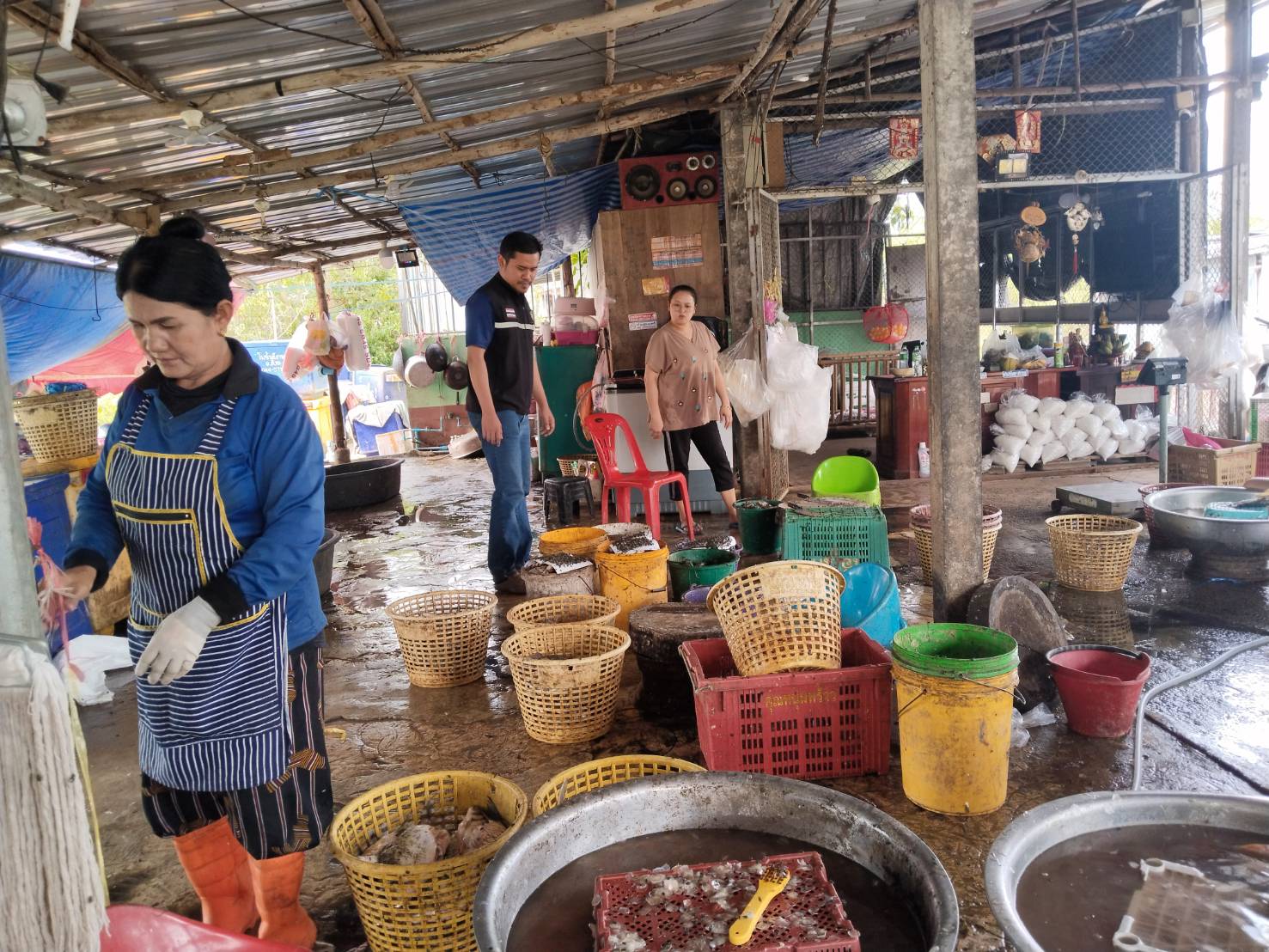 ตรวจเฝ้าระวังป้องกันการลักลอบนำเข้า-ส่งออกสินค้าประมง