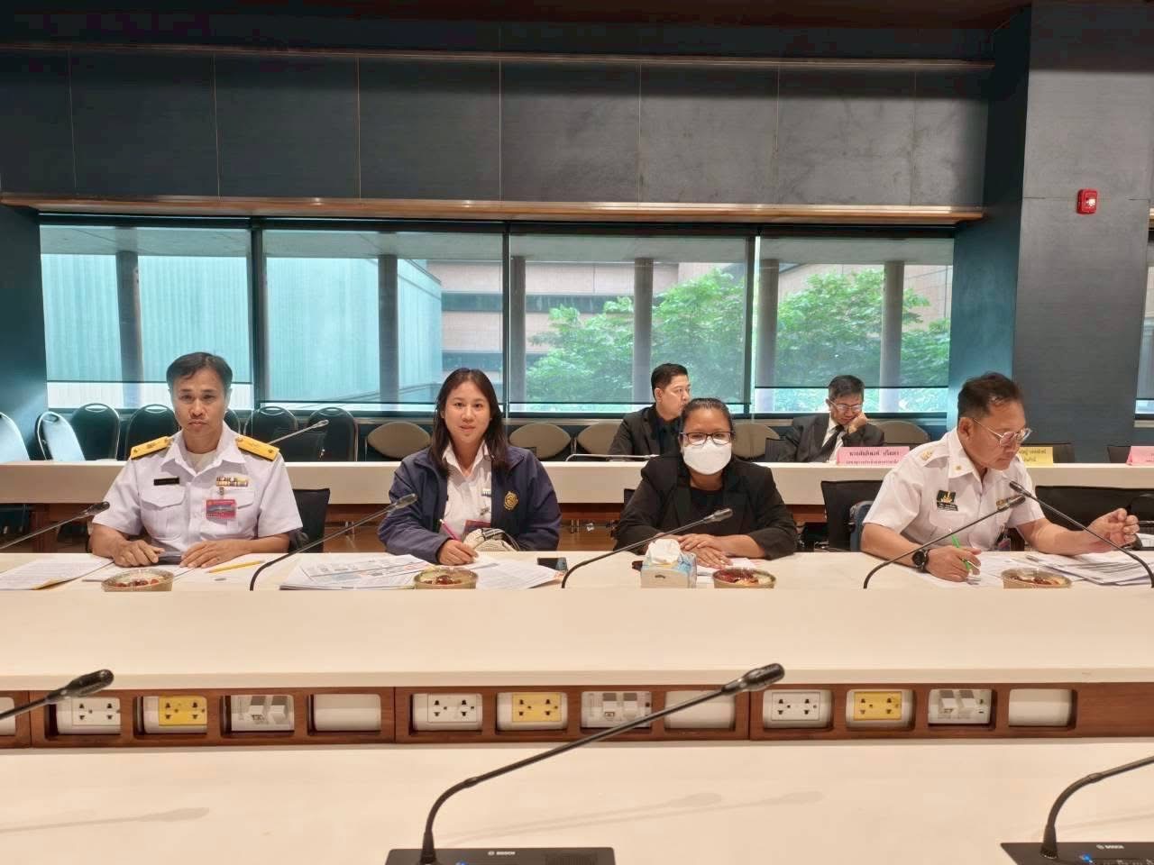 ผู้อำนวยการกองโครงการอันเนื่อง