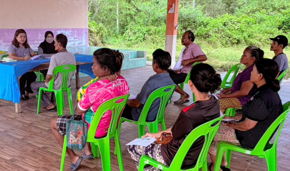 ประมงอำเภอบางแก้ว ประมงอำเภอควนขนุน และ  ประมงอำเภอเขาชัยสน ลงพื้นที่บริการรับขึ้นทะเบียน  ผู้ทำการประมง และต่อทะเบียนผู้ทำการประมง พร้อมประชาสัมพันธ์ การขึ้นทะเบียน ปรับปรุงทะเบียนเกษตรกร ผู้เพาะเลี้ยงสัตว์น้ำ พื้นที่บ้านหัวปอ หมู่ที่ 11 ตำบลนาปะขอ  อำเภอบางแก้ว จังหวัดพัทลุง..คลิก