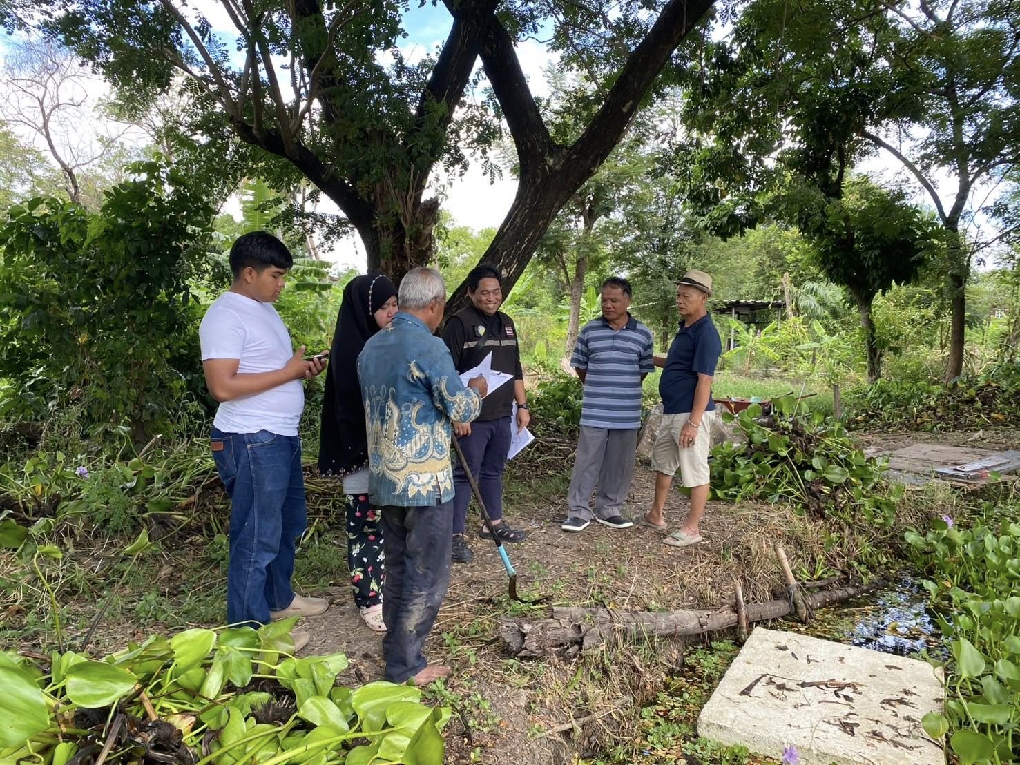 สำนักงานประมงพื้นที่กรุงเทพมหานคร ลงพื้นที่ให้บริการเกษตรกร