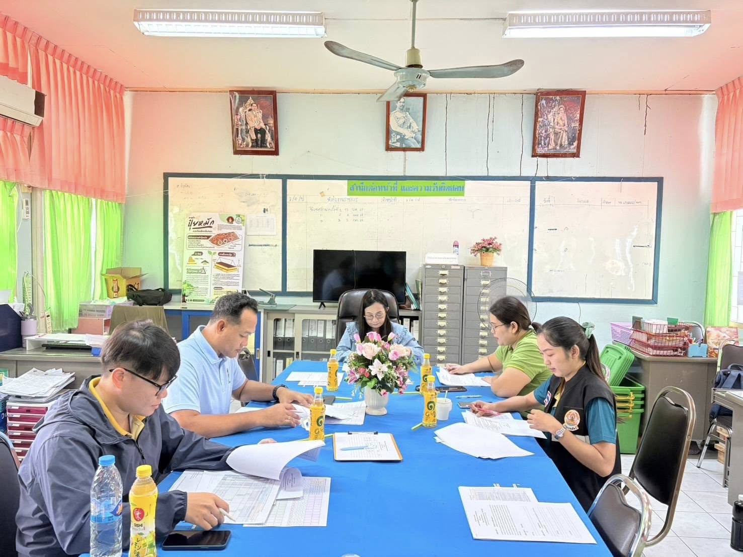 เข้าร่วมประชุมคณะทำงานขับเคลื่