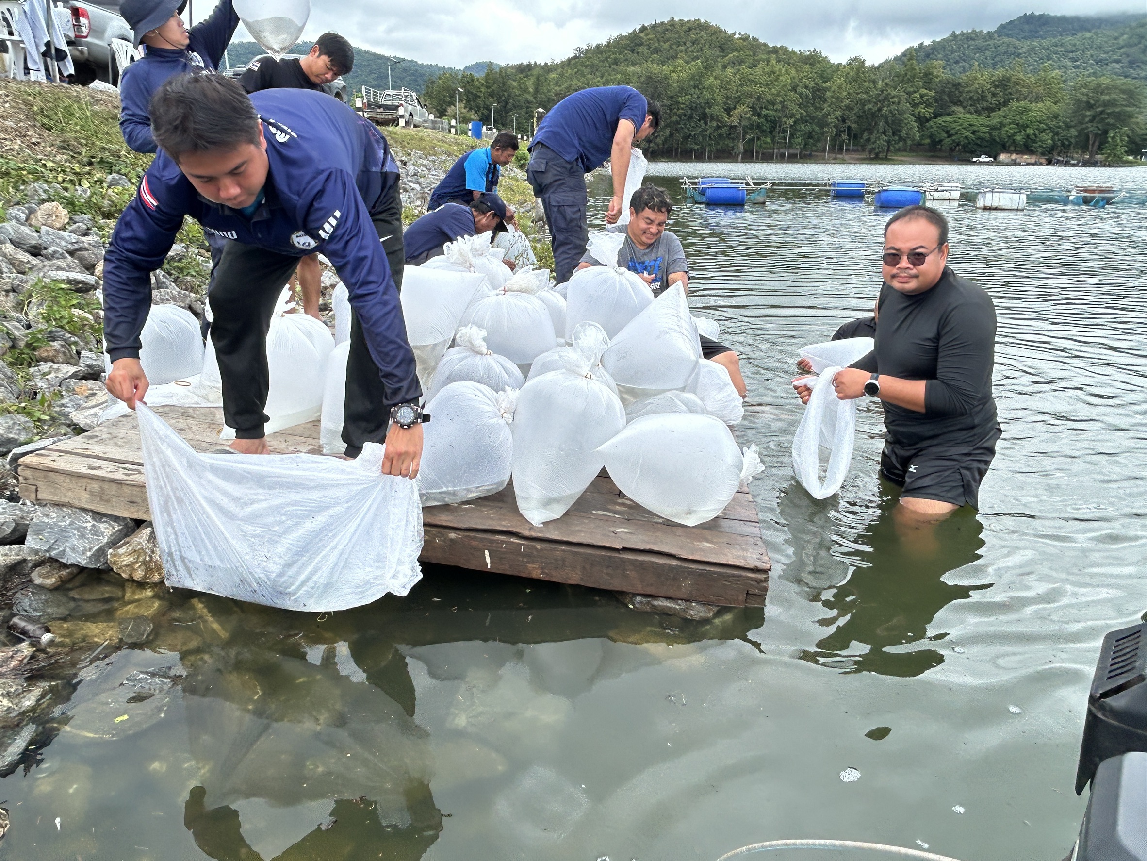 กิจกรรม จิตอาสาพัฒนาชุมชนประมง ( 1 ศูนย์ 1 หน่วย 1 ชุมชนประมงต้นแบบ)..คลิก