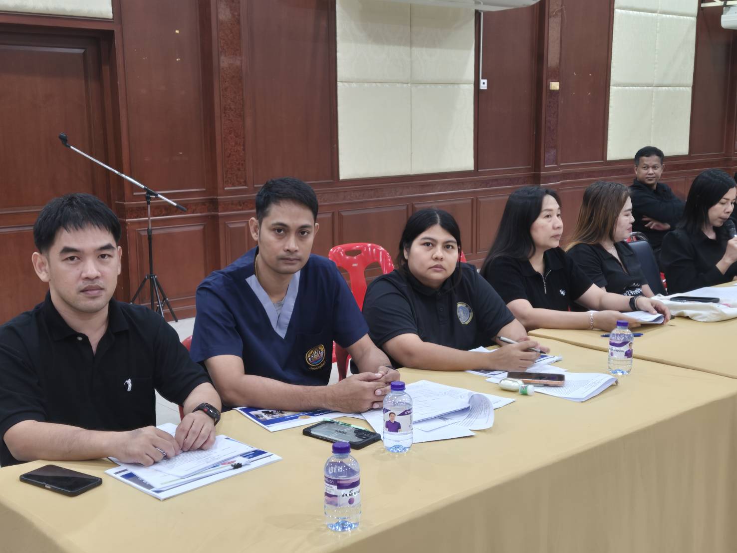 (อ.บางกวรย) การประชุมคณะกรรมการให้ความช่วยเหลือผู้ประสบภัยพิบัติอำเภอ (ก.ช.ภ.อ.)..คลิก