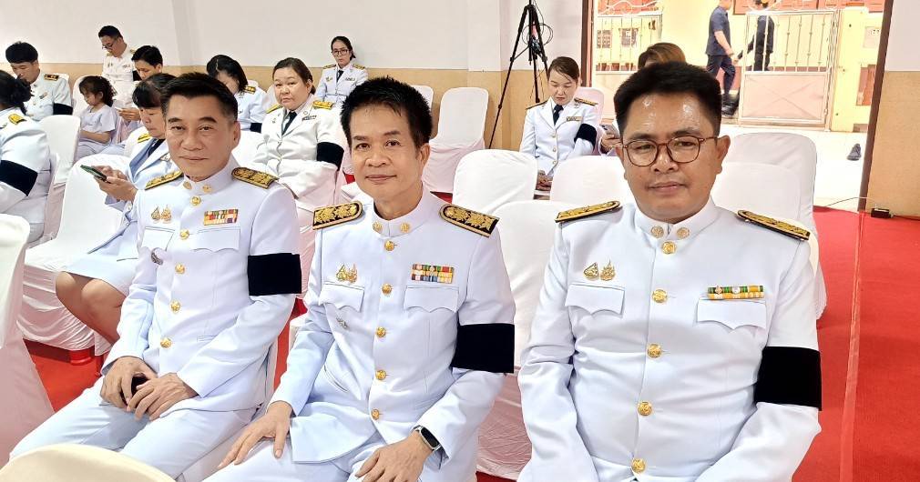 ร่วมพิธีบำเพ็ญกุศลปัณรสมวาร (15 วัน) และพิธีสวดพระอภิธรรม เพื่ออุทิศเป็นพระราชกุศลแด่ สมเด็จพระนางเจ้าสิริกิติ์ พระบรมราชินีนาถ พระบรมราชชนนีพันปีหลวง