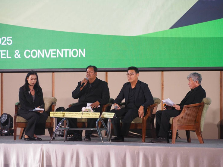 ผอ.ศพช.ฉะเชิงเทรา พร้อมด้วยตัวแทนเกษตรกรผู้เลี้ยงสัตว์น้ำในจังหวัดฉะเชิงเทราและเจ้าหน้าที่ เข้าร่วมสัมมนาเชิงปฏิบัติการ เรื่อง “การเพาะเลี้ยงกุ้งทะเลคาร์บอนต่ำ : ความร่วมมือเพื่ออนาคตที่ยั่งยืน” ณ โรงแรม ทีเค พาเลซ แอนด์ คอนเวนชั่น กรุงเทพฯ