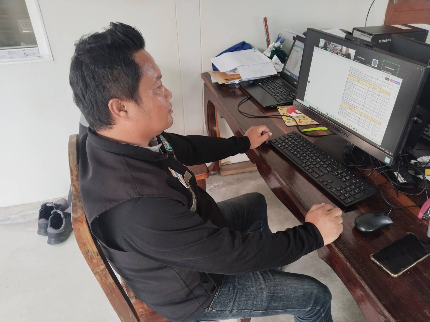 ประชุมคณะกรรมการขับเคลื่อนนโยบายของกรมประมงจังหวัดศรีสะเกษ..คลิก