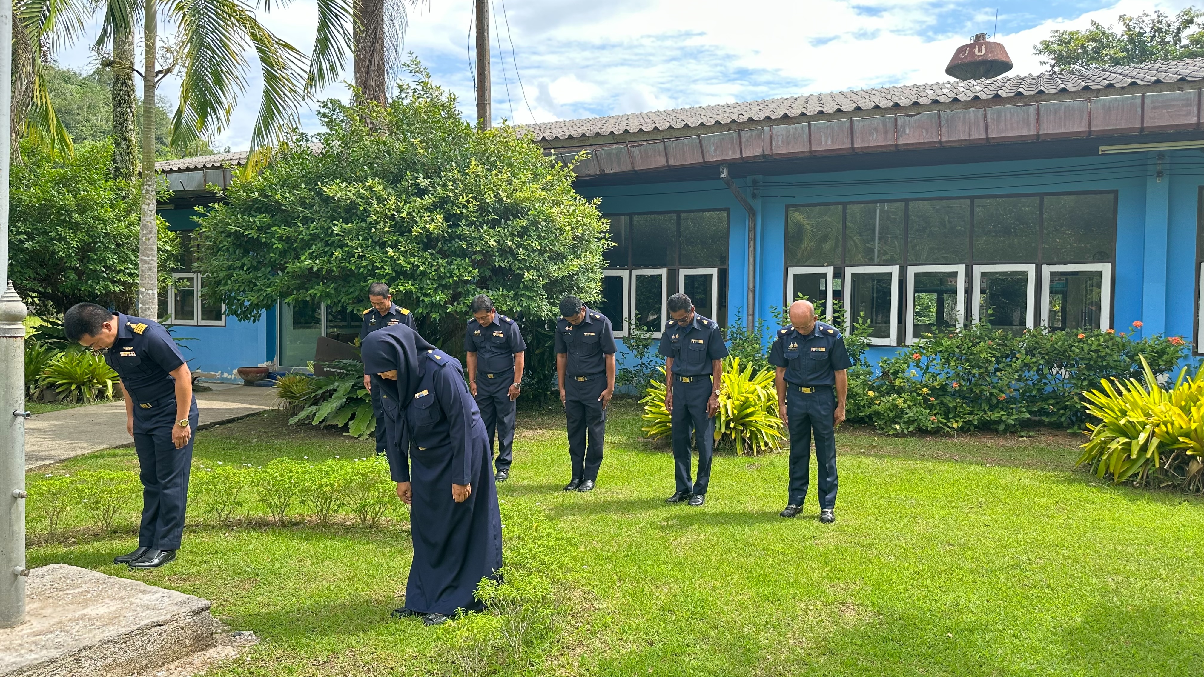 ภาพกิจกรรม เข้าแถวเคารพธงชาติ