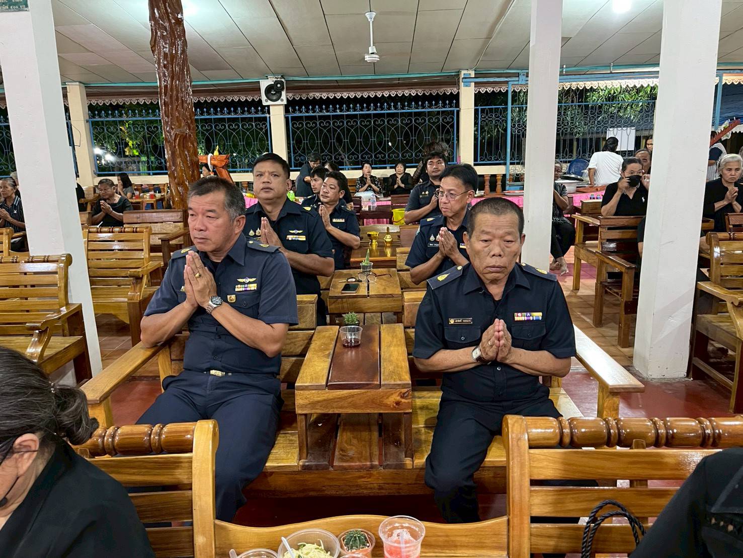 ร่วมพิธีบําเพ็ญกุศล ถวายสมเด็จพระนางเจ้าสิริกิติ์ พระบรมราชินีนาถพระบรมราชชนนีพันปีหลวง ณ วัดเภตราสุขารมย์..คลิก