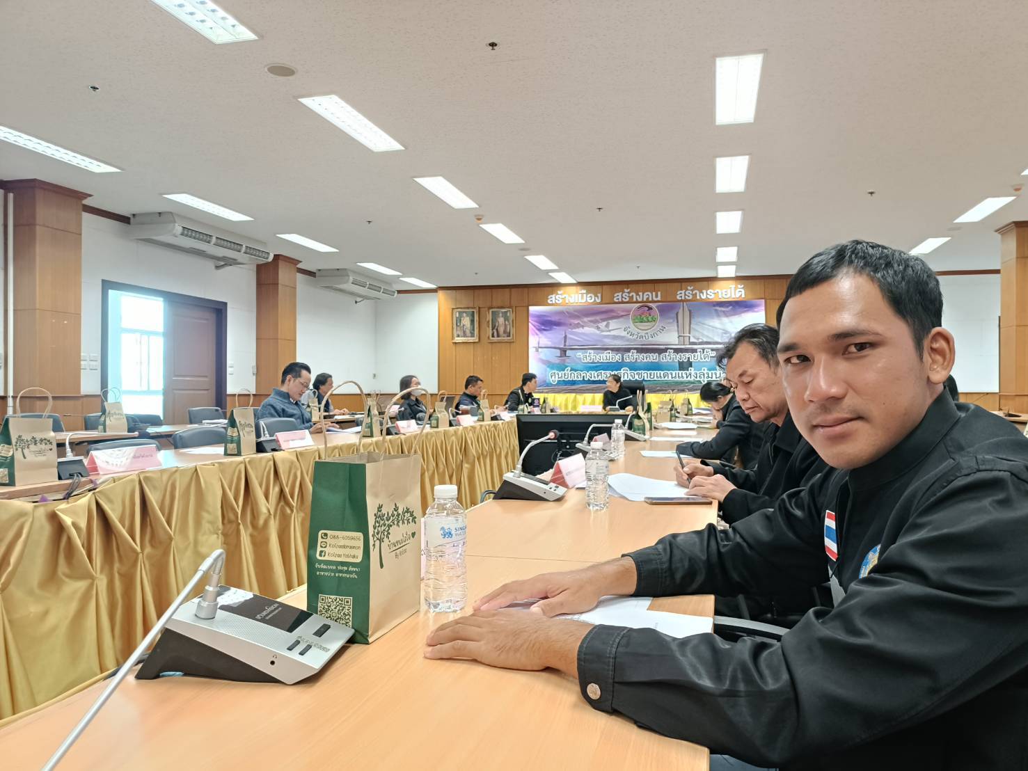 ข่าวกิจกรรม วันที่ 21 พฤศจิกายน 2568 เจ้าหน้าที่สำนักงานตรวจประมงบึงกาฬ เข้าร่วมประชุมคณะกรรมการขับเคลื่อนงานด้านการเกษตรระดับจังหวัด ครั้งที่ 4/2568 จังหวัดบึงกาฬ..คลิก