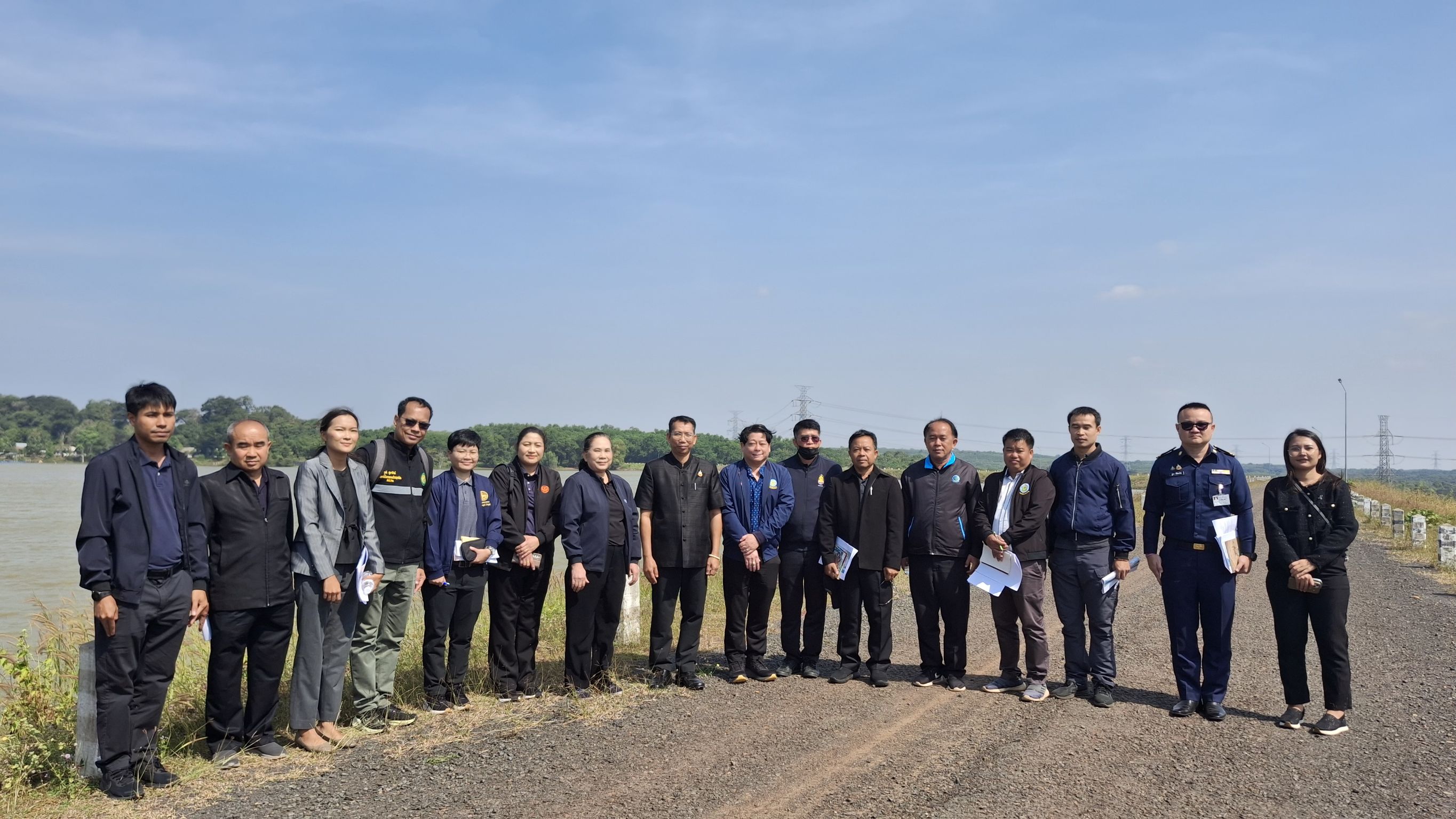เข้าร่วมประชุมเตรียมจัดกิจกรรมจิตอาสาพัฒนาวันสำคัญของชาติไทย 