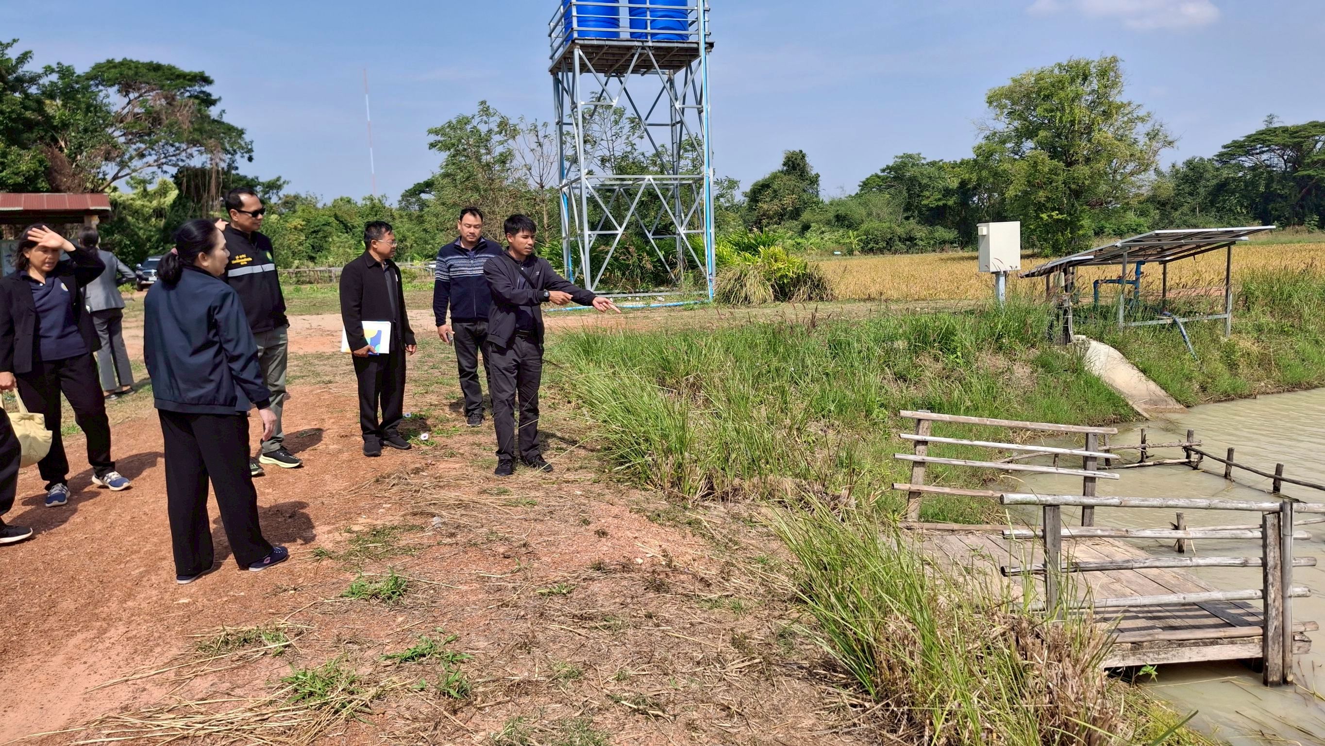 เข้าร่วมประชุมเตรียมจัดกิจกรรมจิตอาสาพัฒนาวันสำคัญของชาติไทย 