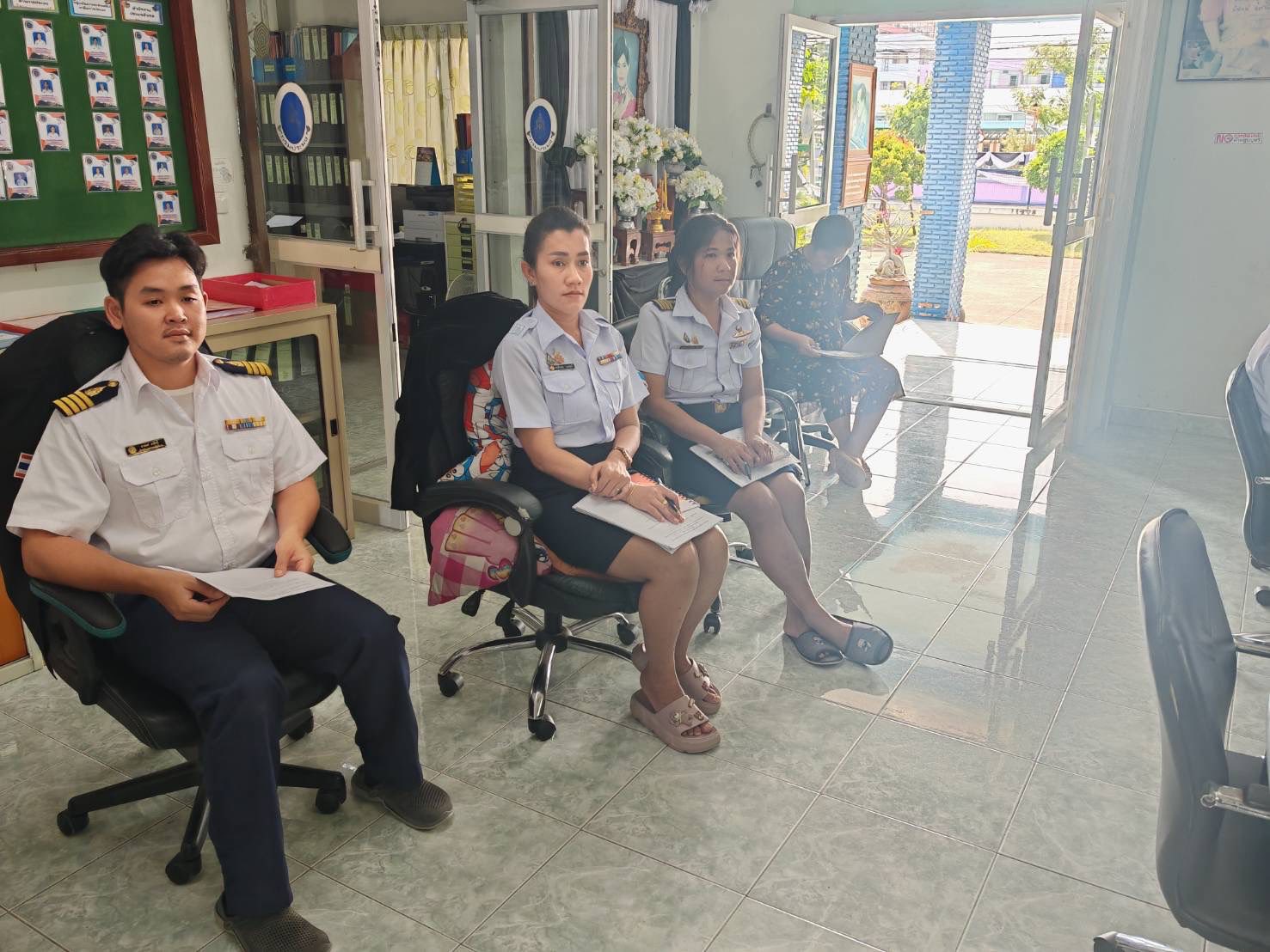 จัดประชุมคณะกรรมการขับเคลื่อนนโยบายของกรมประมง (FC) ครั้งที่ 11/2568 และประชุมประจำเดือนพฤศจิกายน ครั้งที่ 11/2568 ของข้าราชการ ลูกจ้างประจำ และพนักงานราชการ..คลิก